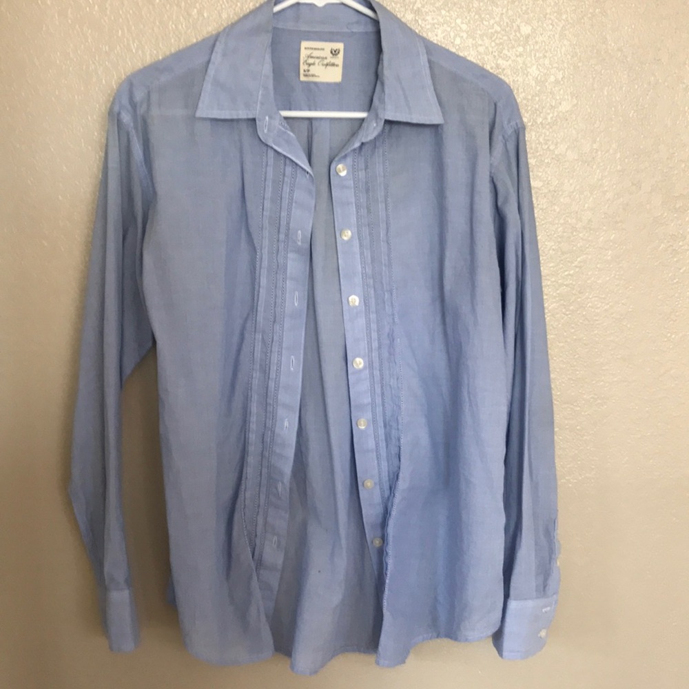 American Eagle Button down